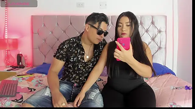 Snapshot of Harry_And_Girls chatting on 03/08/25, 05:38 Harry And Girls online show from 03/08/25, 05:38