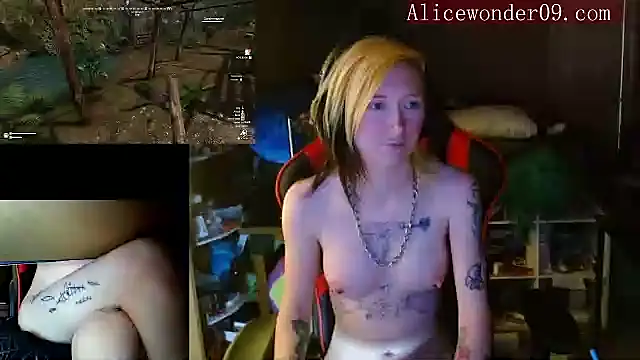 alicewonder09 online show from 12/10/24, 07:16