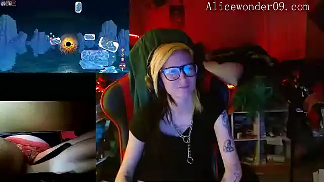 alicewonder09 online show from 12/12/24, 08:25