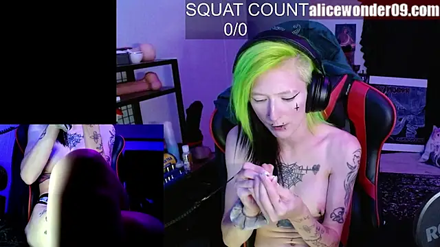 Snapshot of alicewonder09 chatting on 10/29/25, 02:58 alicewonder09 online show from 10/29/25, 02:58