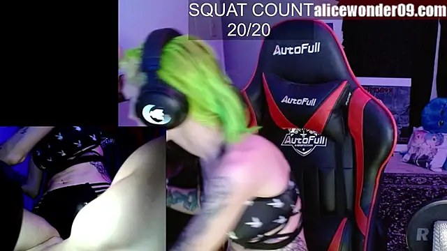 Snapshot of alicewonder09 chatting on 11/06/25, 05:52 alicewonder09 online show from 11/06/25, 05:52