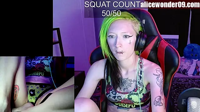 Snapshot of alicewonder09 chatting on 11/09/25, 05:06 alicewonder09 online show from 11/09/25, 05:06