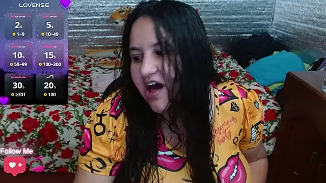 EMILY-NESSA online show from 11/11/25, 11:38