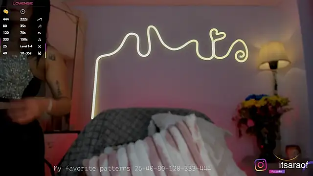 Snapshot of sara_cruz011 chatting on 09/22/25, 11:29 sara cruz011 online show from 09/22/25, 11:29