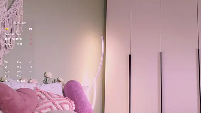 Rinas secret online show from 10/17/25, 07:22