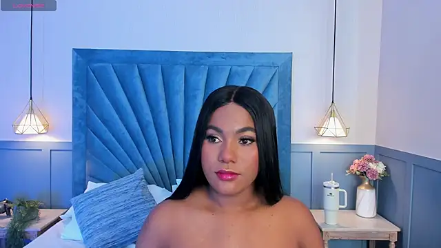 Sara Boom online show from 01/11/25, 01:59