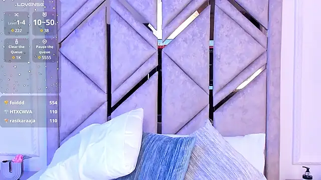 Sara Boom online show from 03/19/25, 10:20