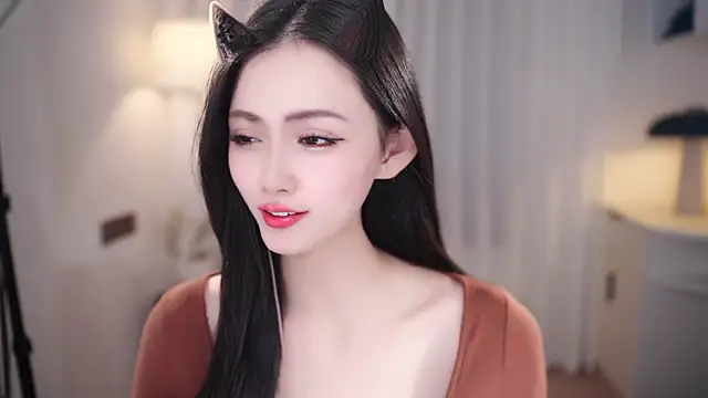 Ocean--Lili online show from 11/06/25, 02:18