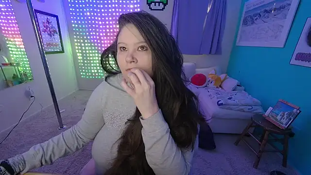 Snapshot of electrifiedlove chatting on 11/05/25, 03:23 electrifiedlove online show from 11/05/25, 03:23