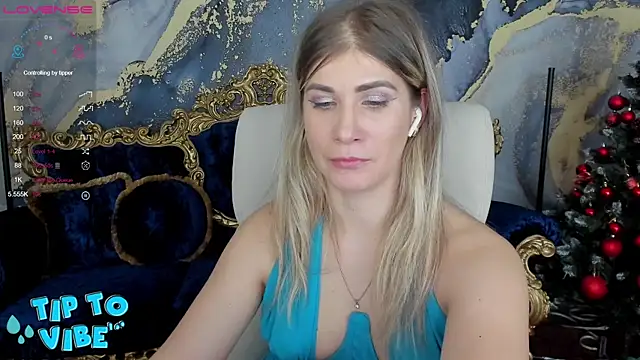 Snapshot of CassandraGood chatting on 01/06/25, 02:48 CassandraGood online show from 01/06/25, 02:48