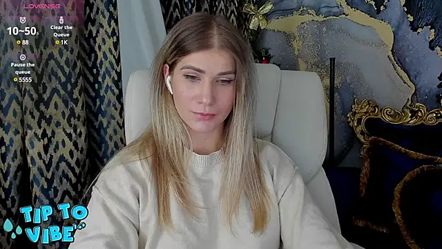 Snapshot of CassandraGood chatting on 01/18/25, 02:58 CassandraGood online show from 01/18/25, 02:58