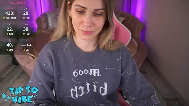 Snapshot of CassandraGood chatting on 03/08/25, 09:08 CassandraGood online show from 03/08/25, 09:08