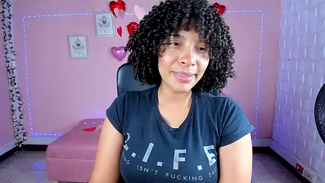 Snapshot of DannaBerry chatting on 02/12/25, 03:27 DannaBerry online show from 02/12/25, 03:27