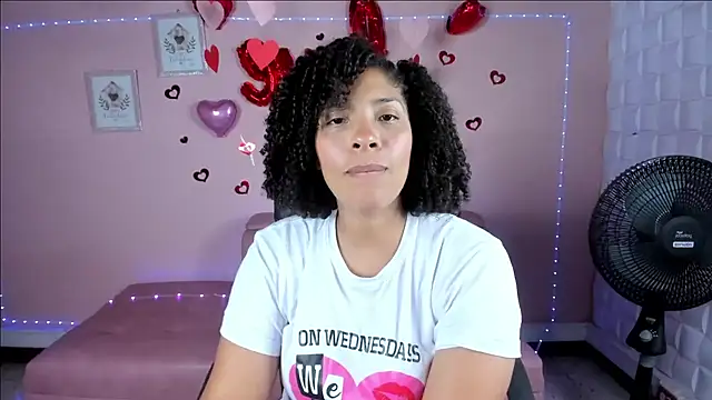 Snapshot of DannaBerry chatting on 02/15/25, 02:00 DannaBerry online show from 02/15/25, 02:00