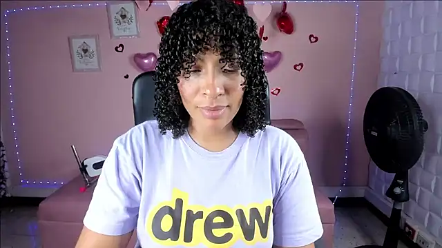 Snapshot of DannaBerry chatting on 02/18/25, 03:10 DannaBerry online show from 02/18/25, 03:10