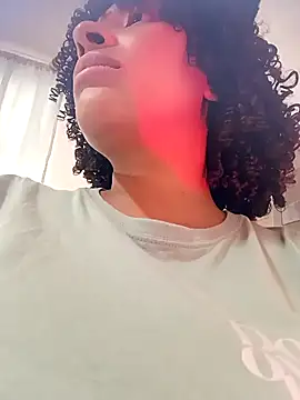 Snapshot of DannaBerry chatting on 10/10/25, 04:06 DannaBerry online show from 10/10/25, 04:06