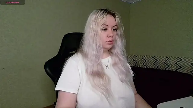 elven dreams  online show from 01/03/25, 09:47