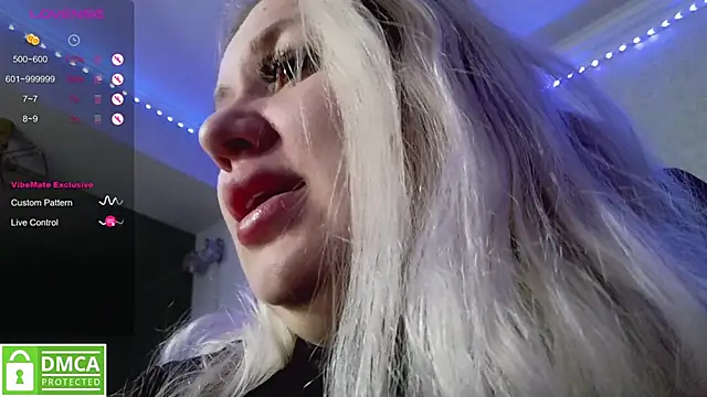 elven dreams  online show from 03/22/25, 10:15