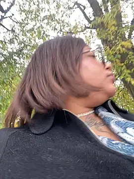 IamSashaLuv online show from 11/14/25, 10:47