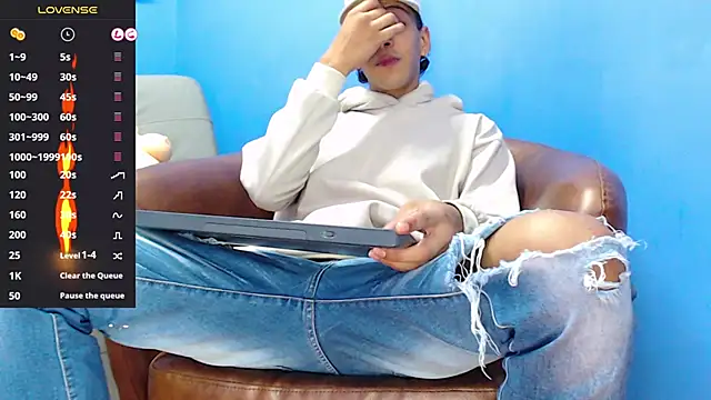 Robert Kingg online show from 10/27/25, 05:11