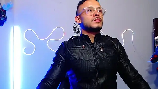 sebastian horny online show from 10/11/25, 08:13