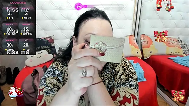 Snapshot of lady_lauren chatting on 02/03/25, 05:18 lady lauren online show from 02/03/25, 05:18