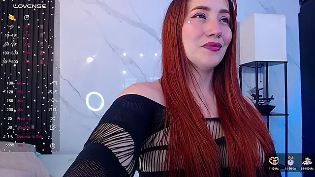 Snapshot of hotpawgmilf chatting on 02/11/25, 06:01 hotpawgmilf online show from 02/11/25, 06:01