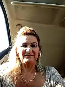 CRHYSTEL online show from 11/01/25, 08:38