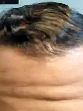 Snapshot of thommerxxx chatting on 02/06/25, 08:13 thommerxxx online show from 02/06/25, 08:13