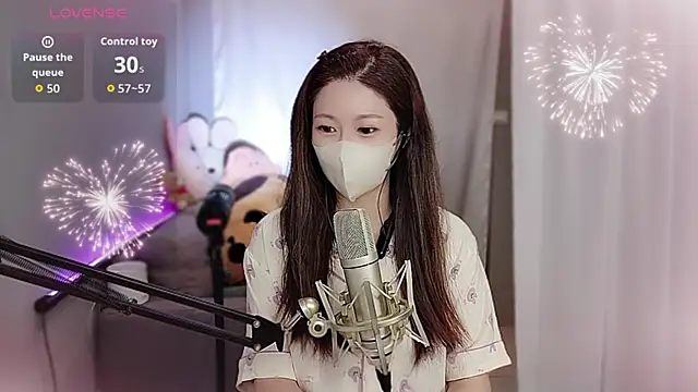 tw lala online show from 10/13/25, 04:18