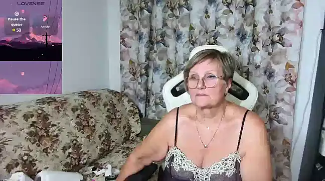 Selenna57 online show from 12/04/24, 01:58