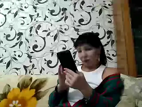 JeaneDavis online show from 10/18/25, 02:40