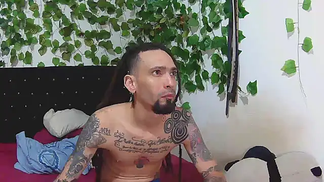Snapshot of caribbeanlover1 chatting on 03/14/25, 12:43 caribbeanlover1 online show from 03/14/25, 12:43