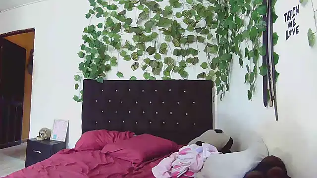 caribbeanlover1 online show from 11/01/25, 03:03