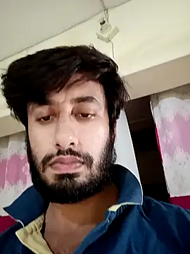 Snapshot of SimplyKarthik09 chatting on 01/01/25, 08:04 SimplyKarthik09 online show from 01/01/25, 08:04