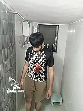 Snapshot of SimplyKarthik09 chatting on 11/03/25, 04:08 SimplyKarthik09 online show from 11/03/25, 04:08