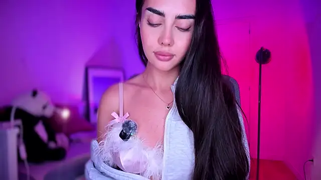 Snapshot of Lil_Gabby chatting on 11/21/25, 07:56 Lil Gabby online show from 11/21/25, 07:56