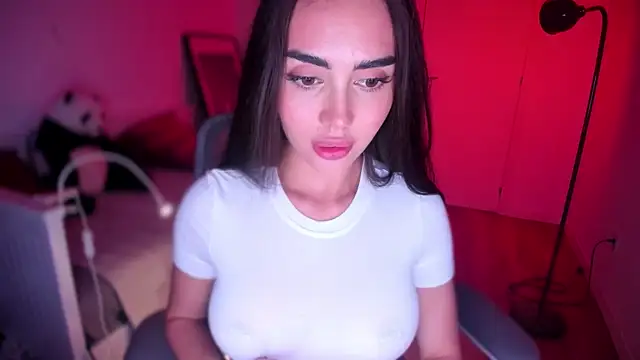 Snapshot of Lil_Gabby chatting on 11/26/25, 07:48 Lil Gabby online show from 11/26/25, 07:48