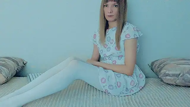 YourCaramel online show from 09/11/25, 10:37