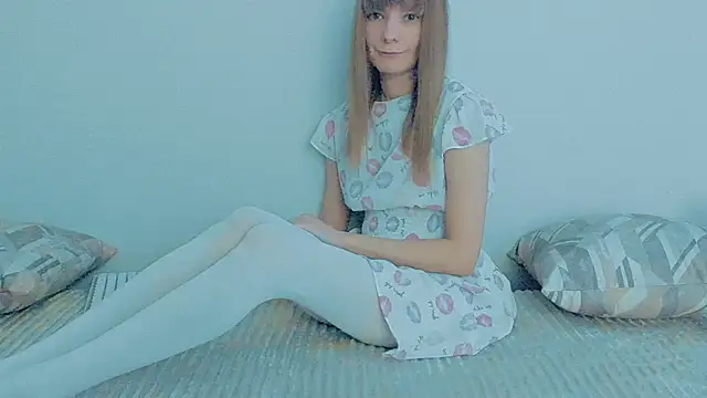 YourCaramel online show from 10/14/25, 04:02