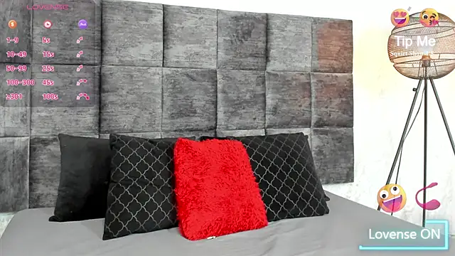 Snapshot of SusanRodriguez_ chatting on 01/21/25, 12:04 SusanRodriguez online show from 01/21/25, 12:04