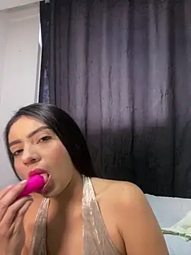 Snapshot of SusanRodriguez_ chatting on 11/11/25, 08:42 SusanRodriguez online show from 11/11/25, 08:42