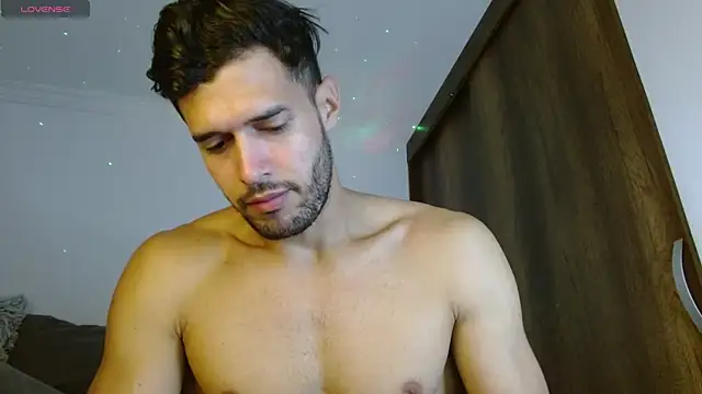 Noah jhonsonn online show from 12/17/24, 11:28