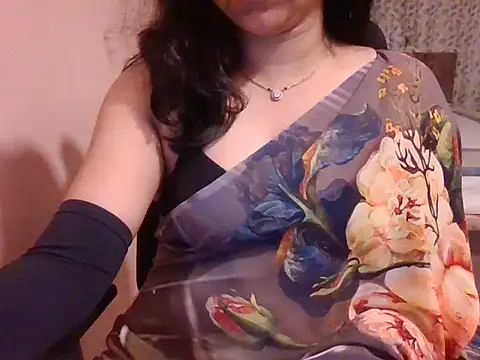 Pinky 4 online show from 10/14/25, 05:47