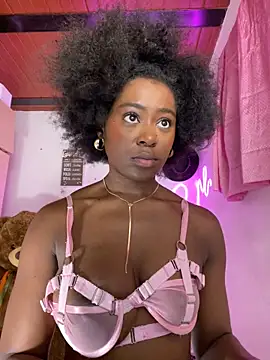 Snapshot of Cynthia_se chatting on 02/22/25, 09:56 Cynthia se online show from 02/22/25, 09:56