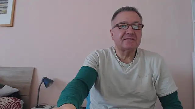 YOU6me online show from 10/25/25, 09:06