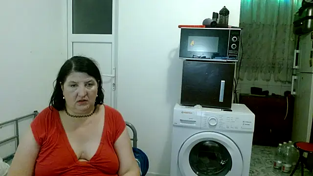 Snapshot of RidemerafSuzana chatting on 12/04/24, 03:21 RidemerafSuzana online show from 12/04/24, 03:21