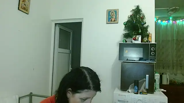 Snapshot of RidemerafSuzana chatting on 02/05/25, 04:47 RidemerafSuzana online show from 02/05/25, 04:47