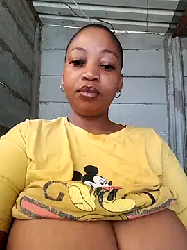 Snapshot of winterqueenx chatting on 02/06/25, 06:18 winterqueenx online show from 02/06/25, 06:18