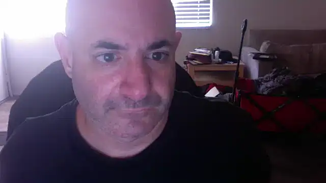 Snapshot of palidin1 chatting on 11/24/25, 09:36 palidin1 online show from 11/24/25, 09:36